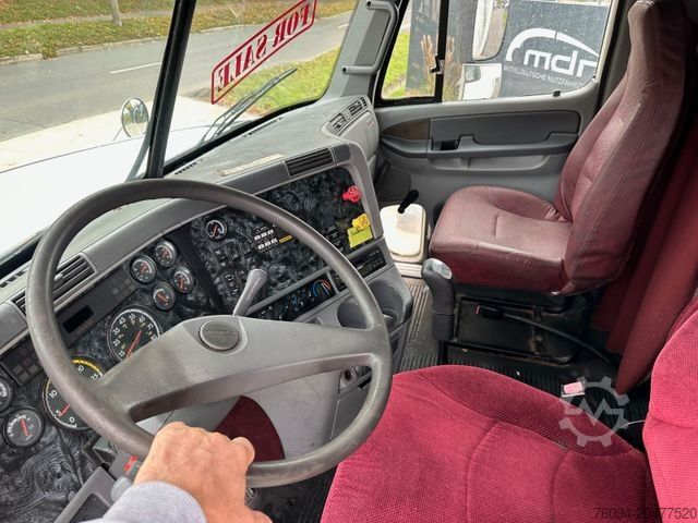 Standard SZM FREIGHTLINER Showtruck 6x4 Schlafkabine