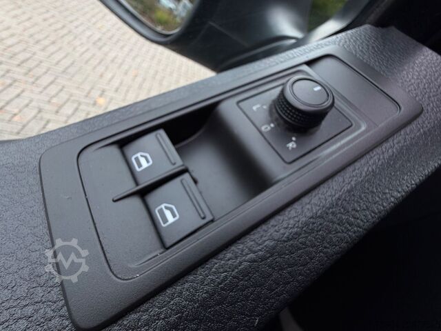 Kleinbus VW T6 Kombi 2.0 Tdi Lang L2 Klima 9Sitze Schiebetür