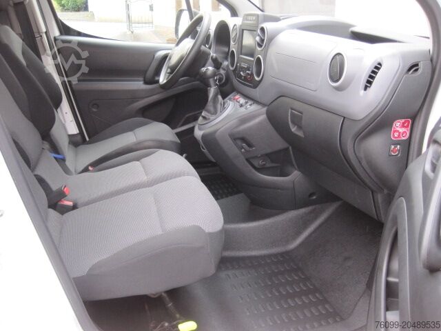 Maßgeschneiderter Lieferwagen Peugeot Partner 1.6 HDI Cateringausbau 3-Sitzer