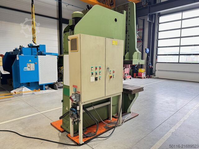Hydraulic press MENGELE E64-1250