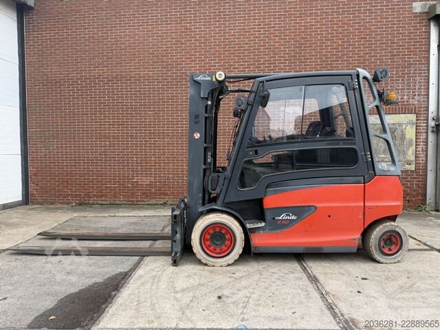 Elektro 4 Rad-Stapler Linde E50HL-01