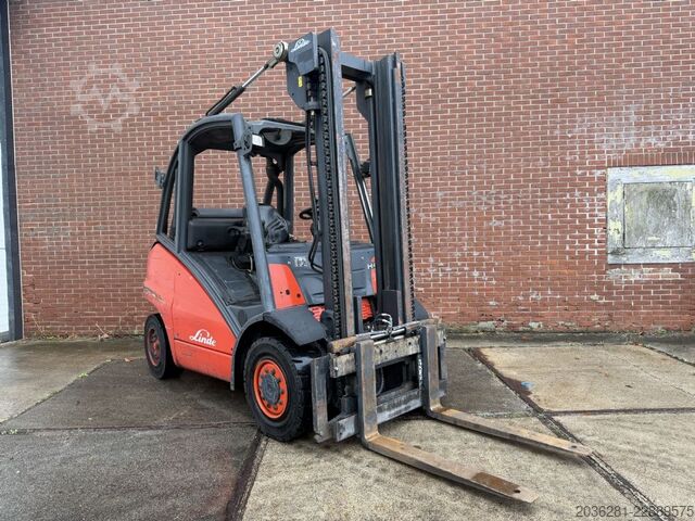 Treibgasstapler Linde H40T