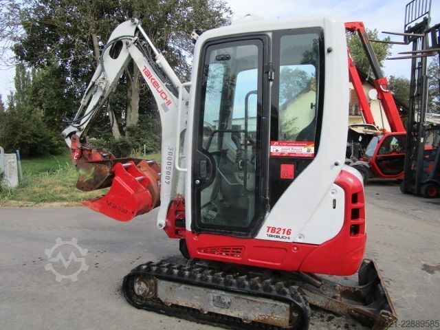 Minibagger Takeuchi TB 216 - POWERTILT + hydraul. Schnellwechsler + 3