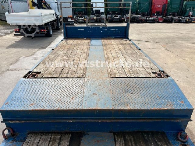 Tieflader-Sattelauflieger BROSHUIS 4 AOU-16-40 4.Achs Tieflader 40 t.