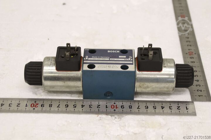 Directional control valve Bosch 