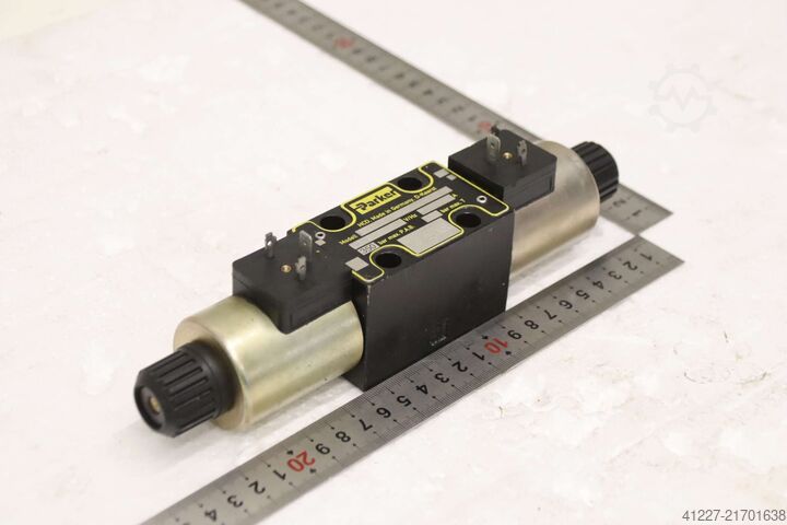 Wegeventil Parker D1VW8CNSWH75X753
