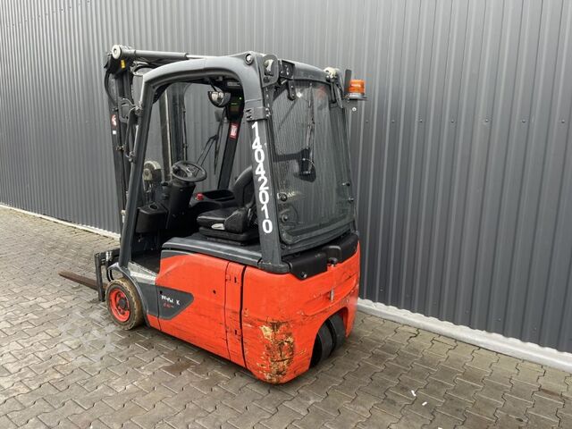 Electric 3-wheel forklift Linde E 16-02