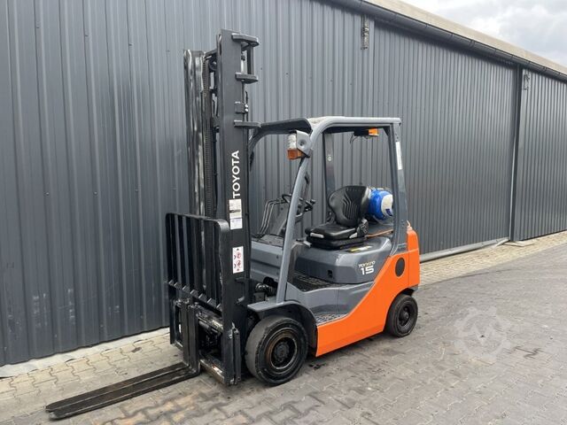 LPG Forklifts Toyota 8FGF15