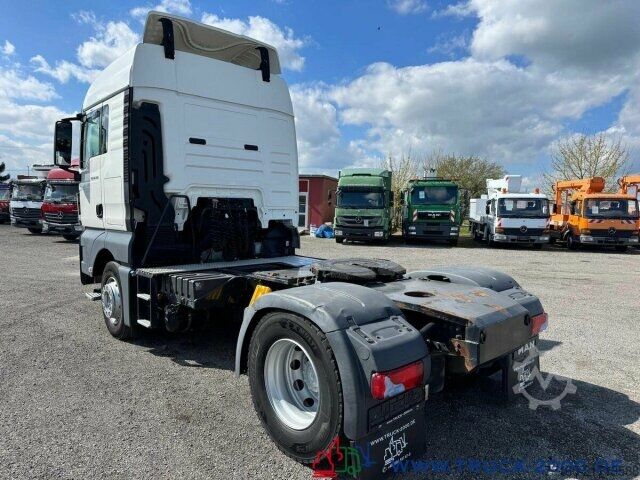 Standard tractor unit MAN TGX 18.420 XL Haus mit Bett Retarder org. 263Tkm