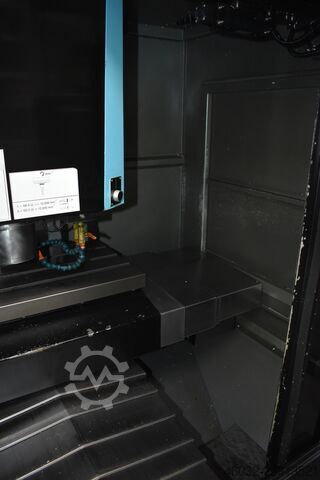 Vertikales Bearbeitungszentrum HURCO VM 10