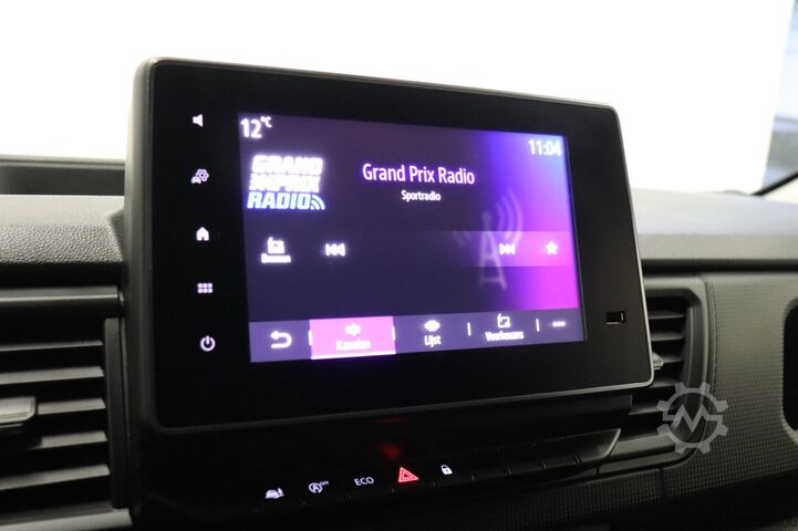 Delivery van Renault Trafic 2.0 dCi 110PK L2 EURO 6 - Airco - Cruise...