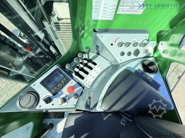 Four-way forklift Combilift C4500 DIESEL TRIPLEX 4900 NEW MODEL