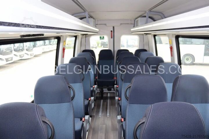 Minibus Iveco Daily Line / NEW / Airco / Preparation Lift