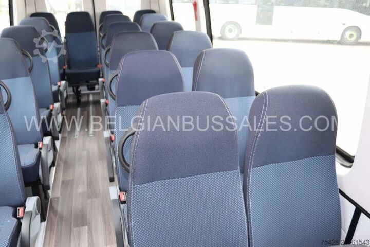 Minibus Iveco Daily Line / NEW / Airco / Preparation Lift