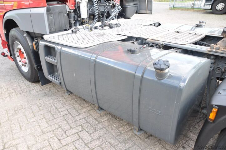 Standard-SZM DAF XF 480 SSC 4X2 2x ALU TANK  SPECIAL-INTERIOR