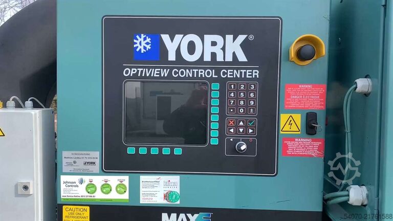 Chiller Used Industrial chiller YORK YK CF CG Q7 5CK F 2200 kW
