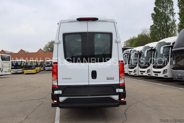 Minibus Iveco Daily Line / Airco / Air suspention / Automatic...