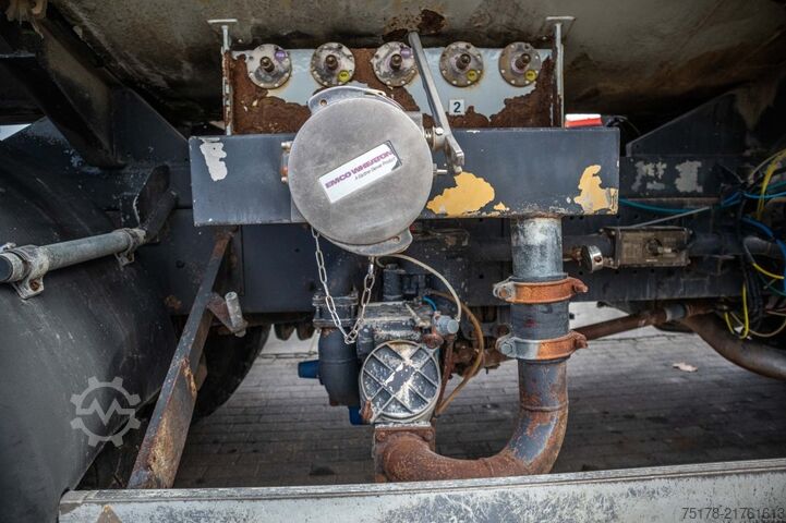 Tanker RENAULT KERAX 370-6X4+16000L/5COMP