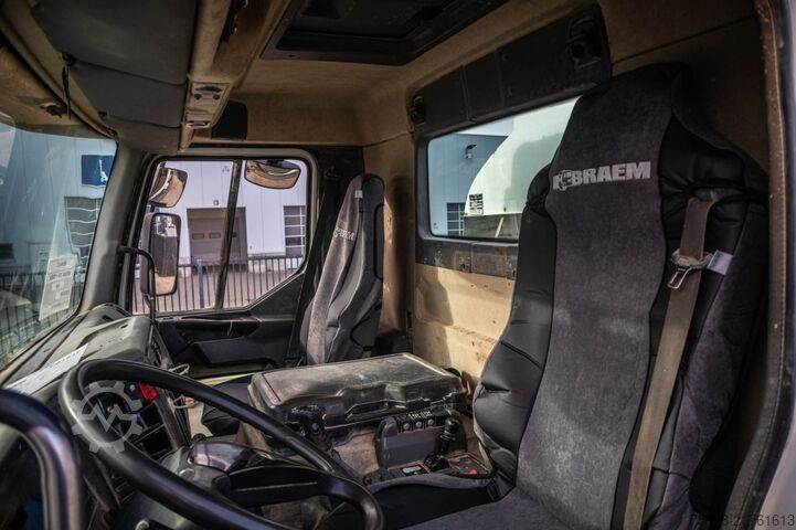 Tanker RENAULT KERAX 370-6X4+16000L/5COMP