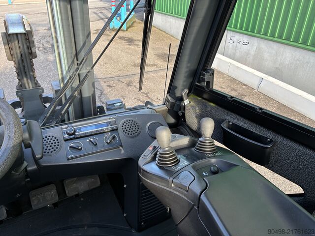 Linde H50T with Kaup fork positioner Linde H50T