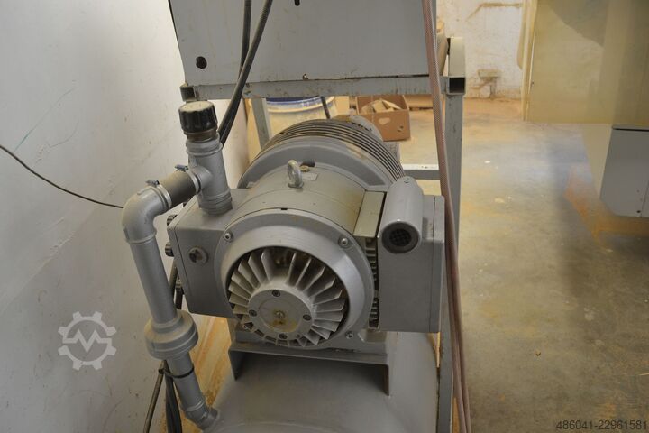 CNC machining center MAKA HC 57R Robo MAKA 