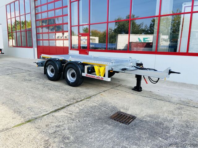 Low loader trailer Möslein TMH 2  14 t Tandem- Absetzmuldenanhänger,geschlossenen BodenNeufahrzeug