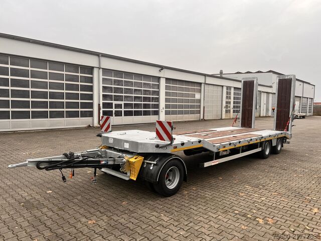 Low loader trailer Möslein T 3-6,60 VB 2t  3 Achs Tieflader, Luftgefedert