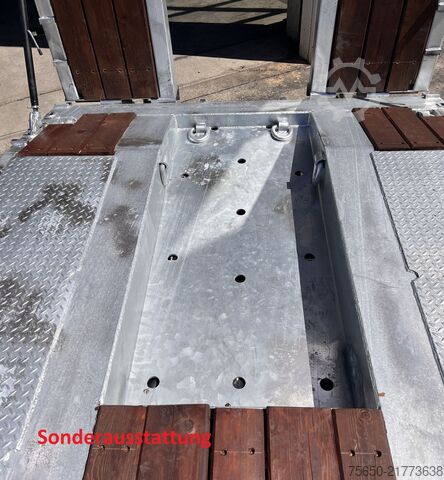 Low loader trailer Möslein T 3-6,60 VB 2t  3 Achs Tieflader, Luftgefedert