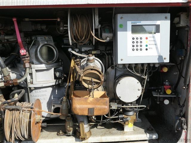 Tanker semitrailer Esterer , 32.700ltr., Sening Pumpe,BodenbefĂĽllung