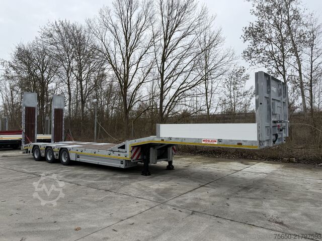 Low loader semitrailer Möslein ST 3  3 Achs Satteltieflader neu