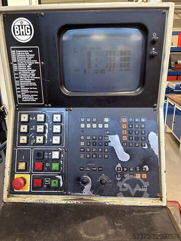 Universal CNC Production and Tool Milling Machine Berthold Hermle GmbH UWF 1001