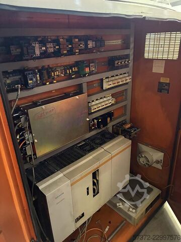 Universal CNC Production and Tool Milling Machine Berthold Hermle GmbH UWF 1001