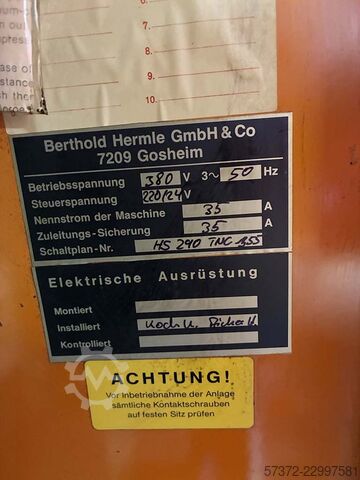 Universal CNC Production and Tool Milling Machine Berthold Hermle GmbH UWF 851