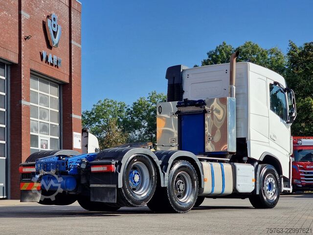 Volvo FH 540 Lowroof 6x4 - Lift axle - Retarder - PTO/Hydraulic - HUB reduction - Full air Volvo FH 540 Lowroof 6x4 - Lift axle - Retarder - PTO...