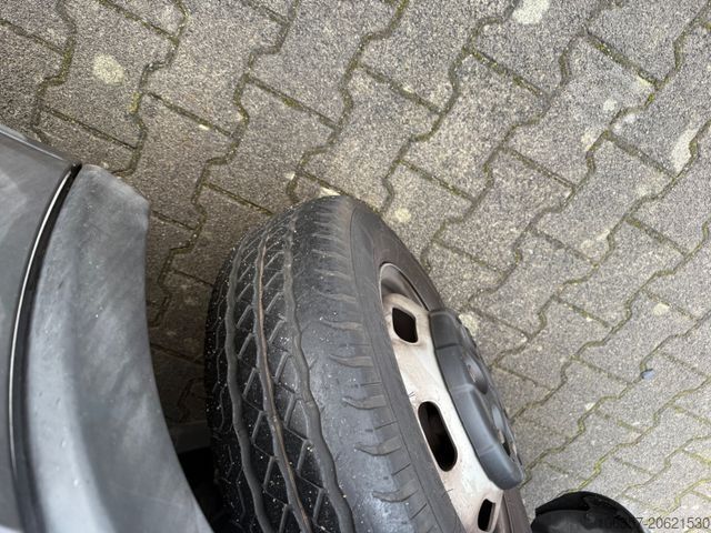 Box van IVECO Daily 35C16 3,0L Möbelkoffer  Euro6 Türen