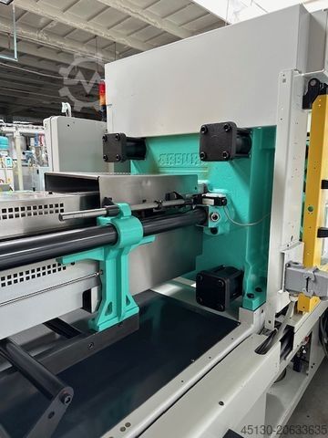 Injection molding machine Arburg 470C 1500-400