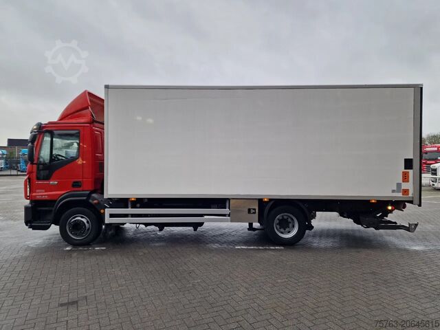 Suitcase Iveco EuroCargo 160 210 - Isotherm box - Zepro loadli...