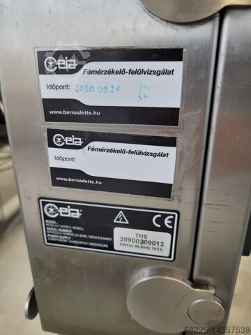 Metal detector with product ejection CEIA THS