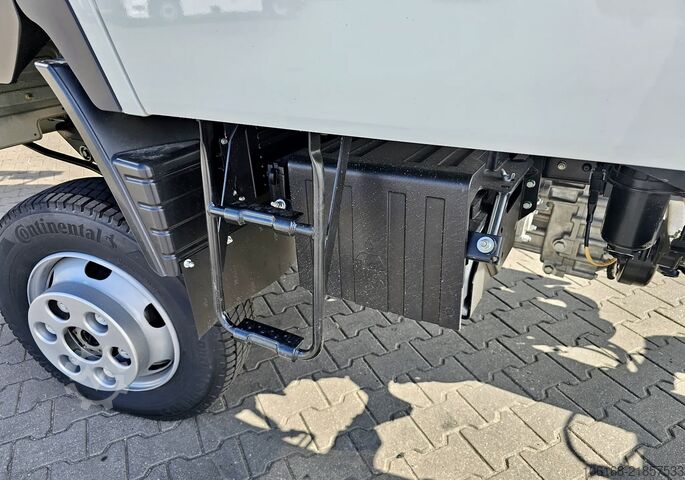 Truck chassis Fuso Canter 6C18 Doka 4x4