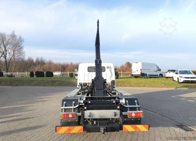 Roll-off tipper truck Fuso Canter 9C18 Abrollkipper