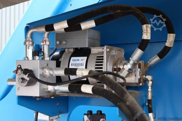 Telescopic boom lift Genie S65XC Guarantee! Diesel, 4x4 Drive, 21.8m Working