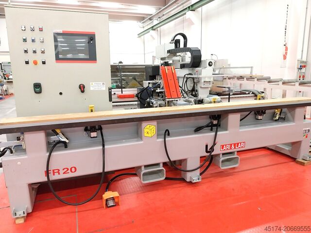 Maschine zur Herstellung von Türen LARI E LARI - ITALY FR 20 - TA