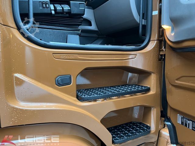 Standard tractor unit SCANIA S 500A4x2NA*Leder*Standklima*2 Tank*Navi*LED*