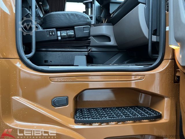 Standard tractor unit SCANIA S 500A4x2NA*Leder*Standklima*2 Tank*Navi*LED*
