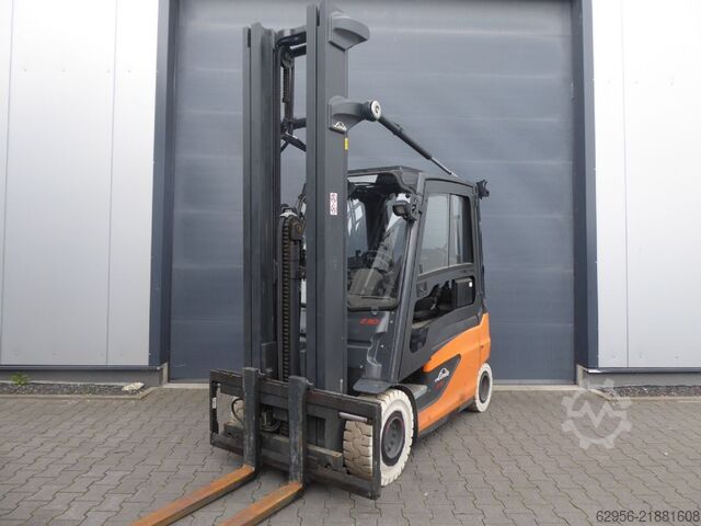 Elektro 4 Rad-Stapler Linde E30L-01