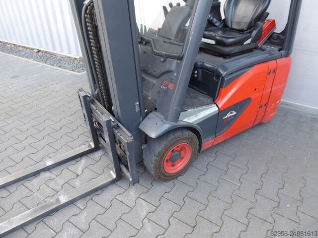 Electric 3-wheel forklift Linde E16C