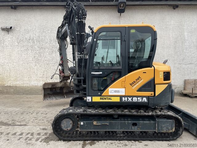 Chain excavator Hyundai HX85A