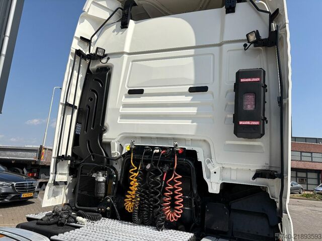 Standard tractor MAN TGX 18.470 + RETARDER + EURO 6 + 2x in stock