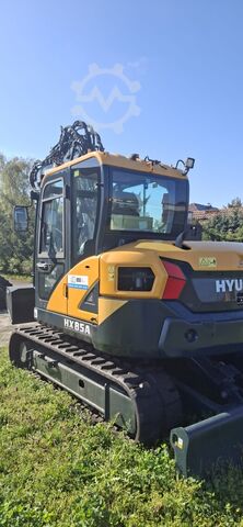 Chain excavator Hyundai HX85A