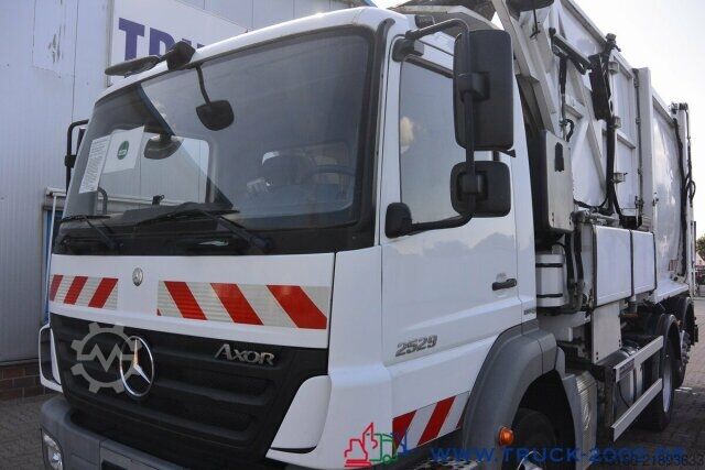 Garbage truck Mercedes-Benz Axor 2529 Faun Überkopf Frontlader 25 m³ 1.Hand